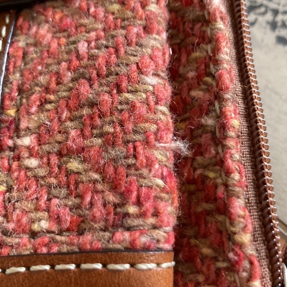 Woven Coach wristlet - Picture 3 of 5